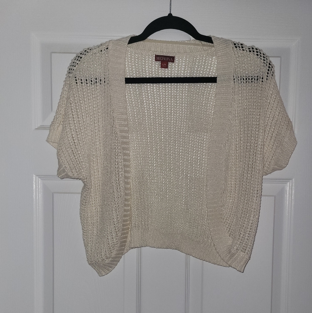 Short Cream Sweater